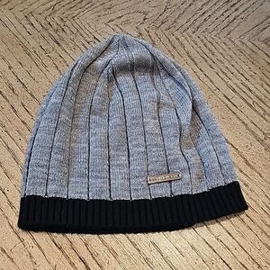 Mens gray and black beanie Van Heusen